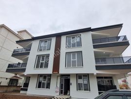 Yenikent Satılık 4+1 Daire Full Yapılı +depolu Mustafa Kemal Mah.vural Baylan Bulv.cephe