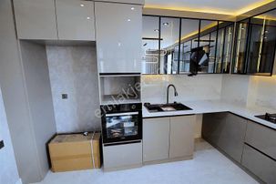 Güneşevler'de 4+1 Site İçinde K.otoparklı Satılık Lüks Daire