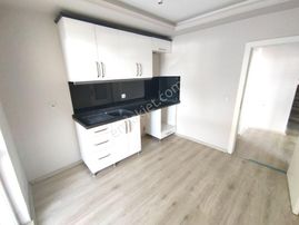 Beşikkayada 1+1 Sıfır Ön Cephe Altınköy Parkı Yanı Giriş Kat