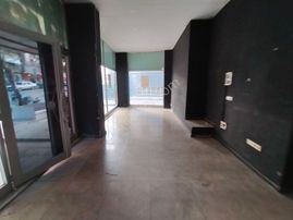 Akkonak Lozan Caddesinde 80m2 Net Kullanım Alanı + 80m2 Bahçe Kullanım Alanı Bulunan Kiralık Dükkan