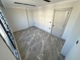 ▓ Yükselden Satılık Edremit'te Yerden Isıtmalı Arakat Sıfır Lux 2+1 Daire