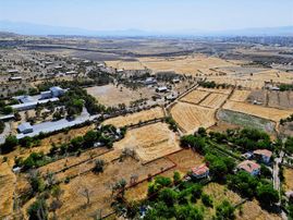 Gesi Bahçeli Mahallesinde Yerleşim 900m2 Satılık Bahçe Fırsatı!!