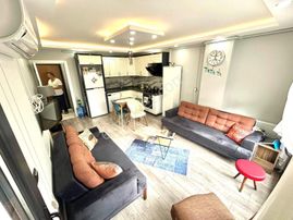 Yükselden Kadıköyde Fırsat! Ön Cephe Cam Balkonlu Şık 2+1 Daire*