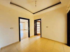 Uğurevler Mahallesinde Ara Kat 3 Cepheli Lüks Kiralık Daire!!