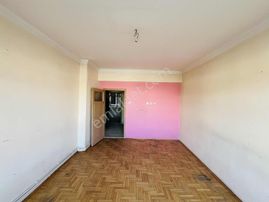 Fevzi Çakmak Mahallesinde 3+1 Satılık Hemen Oturulur Daire