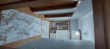 2000 Evlerde Satılık 3+1 Daire 178 M2