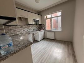 Zafer Mahallesinde Köşe Başı 3+1 Odaları Bagımsız Daire