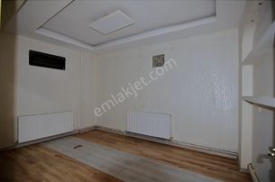 Talha Tozdumandan Tren Garı Cd Üzeri Tabela Değeri Yüksek Dükkan