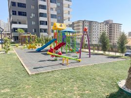 S.içerisinde Güvenlikli Açık Cephe Katbahçeli Uygun 3.5+1 Daire