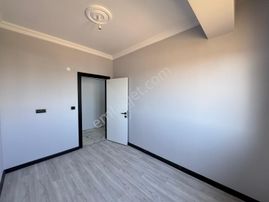 Zafer Mahallesinde Deniz Manzaralı Geniş Ferah 2+1 Daire