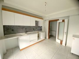 Yıldıztepe, Ana Cadde Üstünde, Giriş Kat, 3+1, Kilerli Daire!