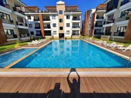 Uytundan Akçay-güre Arasında Havuzlu Ultralüks 1+1 Daire