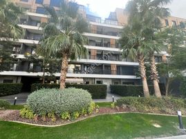 Gaziemir Aryom Koru'da Havuzlu, Bahçeli 2+1 Daire