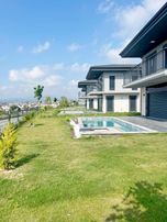 Kuşadası Satılık Özel Havuzlu 4+1 Müstakil Villa