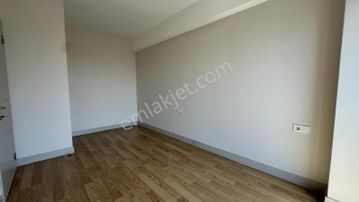 Suryapı Corridor'da Satılık 1+1 66m2 Site İçi Bahçe