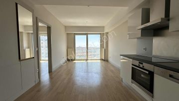 Suryapı Corridor'da Satılık 1+1 66m2 Site İçi Bahçe