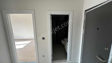 Rw Nefes'ten Burhaniye Merkez'de Kapalı Mutfaklı 2+1 Sıfır Daire