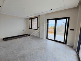 Rw Nefes'ten Burhaniye Pelitköy Sahilde 3+1 Villa