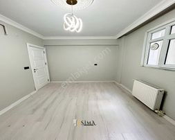 Merkezi Konum Da 3+1 Krediye Uygun Kapalı Havuza Yakın Full Dekorlu Daire