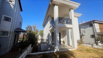 Rw Nefes' Ten Pelitköy' De Denize 100 Mt 6+1 Tam Müstakil Villa