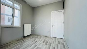 Silivri Alibey Mah.de Satılık 2+1 Ara Kat, Önü Açık Ferah Daire