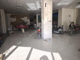 Tabela Değeri Olan 252+100 M² Depolu Kiralık Dükkan/mağaza