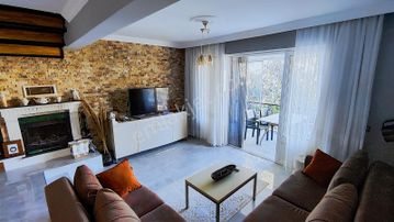 Rw Nefes'ten Pelitköy Sahilde 4+1 Deniz Manzaralı Tripleks