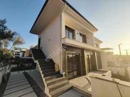 Rw Nefes' Ten Pelitköy Sahil'de Deniz Manzaralı 2+1 Daire