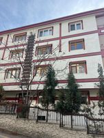 Süvari Mahallesinde 2. Katta E.banyolu Çift Balkon Kiralık 3+1 Daire