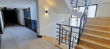 Rw Nefes'ten Havuzlu Lüks Sitede, Ara Kat, 2+1, Lüks Daire