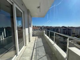 Ayalp'ten Karacaahmet Sosyal Tesis Yanında Kiralık 3+1