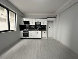 💥 Güç Gayrimenkul'den Akçayda Ön Cephe Ultra Lüx Sıfır Fırsat 1+1 Daire