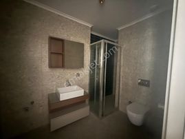 Tarcanlar'dan Zeray Esil'de 1+1 Satılık Bahçe Dublex Daire