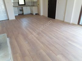 Taş Emlak'tan Plaja Sıfır Harika Konumda Villa