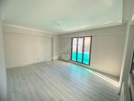 Mertcan'dan Kavakpınar Mah.iskanlı Ara Kat Sıfır 3+1 Daire