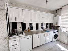 Lider Emlak'tan Örnek Mah. Masrafsız Ara Kat Satılık 3+1 Daire