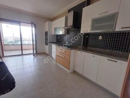 Emrah Çiftci'den Selçuklu Sancak Mah.novada Avm Yanı Ataşehir Sit.kiralık 4+1 Daire