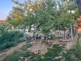 Kanlıpınarda 713m2 Arsa İçerisinde Herşey Hazır Bağ Evi