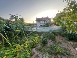 Kanlıpınarda 713m2 Arsa İçerisinde Herşey Hazır Bağ Evi