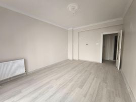 Araç Takası Vardır.er-taş'tan Doğukent Konutları Karşısı Sıfır Yapım Geniş 2+1