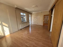 Nova Kuzey Gayrimenkulden Doğumevi Hastahanesi Karşısın 3+1 Kiralık Daire