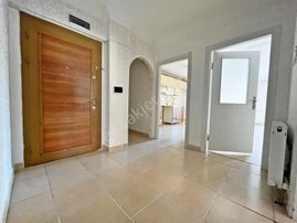 Yuvam'dan Menderes'de 3+1 Geniş Kullanışlı Daire Fırsatı !!!