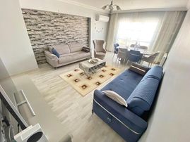 Yuvam'dan Menderes'de Merkezi Konum Bulvar Üzeri Masrafsız 3+1