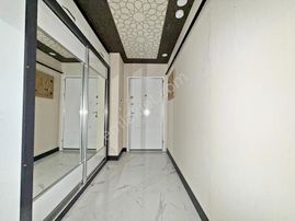 Yenikent Menderes'te 135 M2 Merkezi Konumda Ferah 3+1