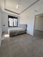 Mahmutlar 2+1 Eşyasız Life Port Denize 500 Metre