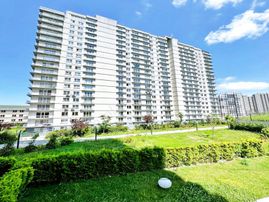 Esenyurt Cumhuriyet Mahallesi Site İçerisinde 1+1 Satılık Lüx Arakat Daire Metrobüse 10 Dk. Yürüme