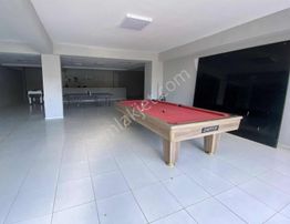 Karaca'dan Kumbağ Mah.havuzlu Site İçerisinde Kiralık 1+1 Daire