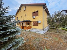 İndirim Sitede Lüks Tripleks Geniş Villa Üniversiteye Yakın