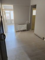 Orhan Oğuz Cad Üzerinde Arakat 2+1 Kiralık Daire