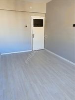 Orhan Oğuz Cad Üzerinde Arakat 2+1 Kiralık Daire